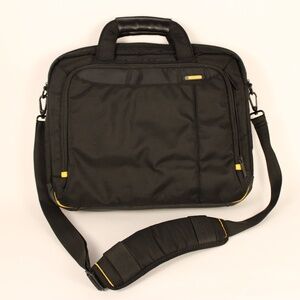 0330-Targus SafePort Black Laptop Bag – Padded & Durable